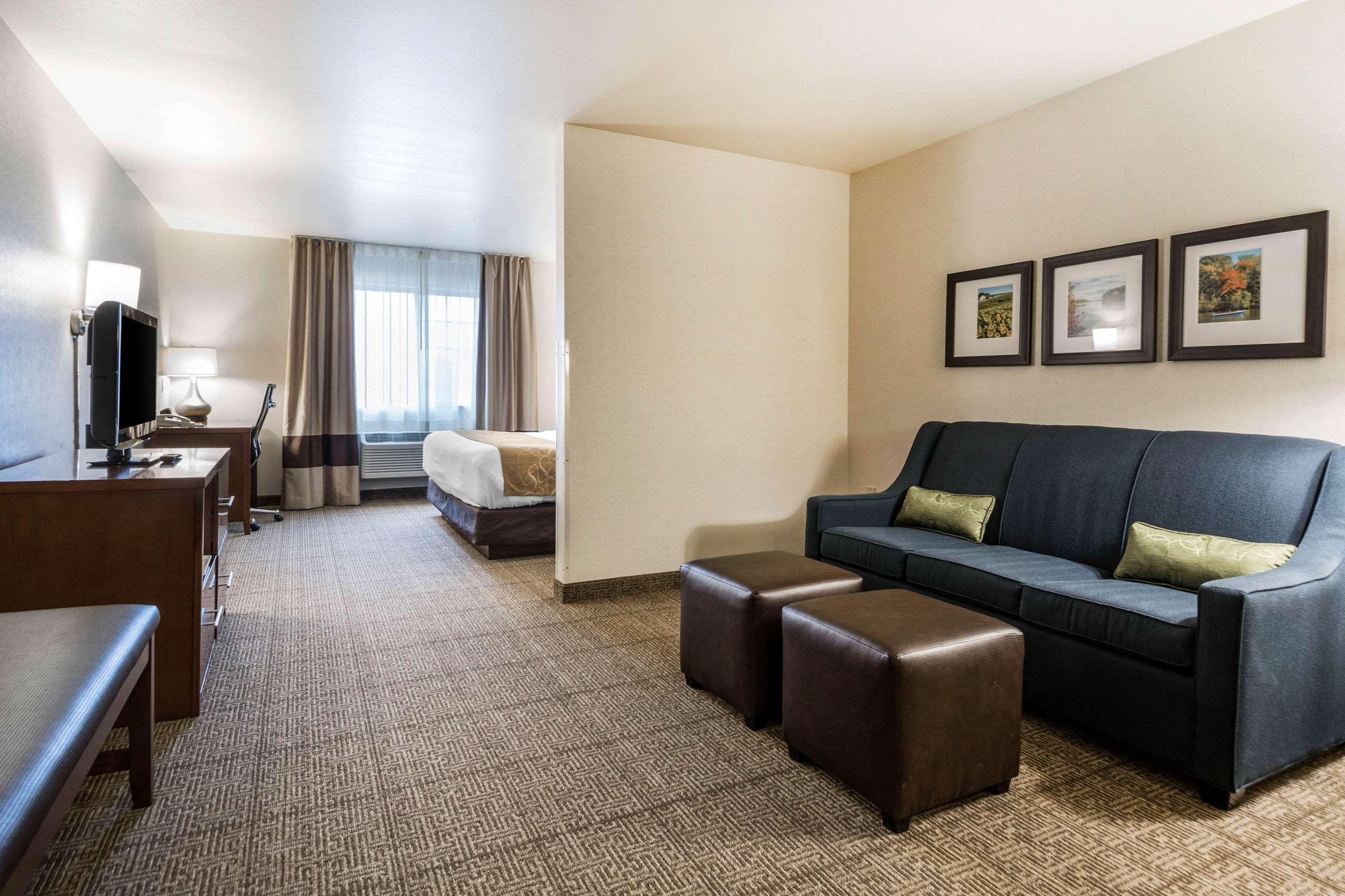 Comfort Suites At Par 4 Resort Waupaca Exterior foto