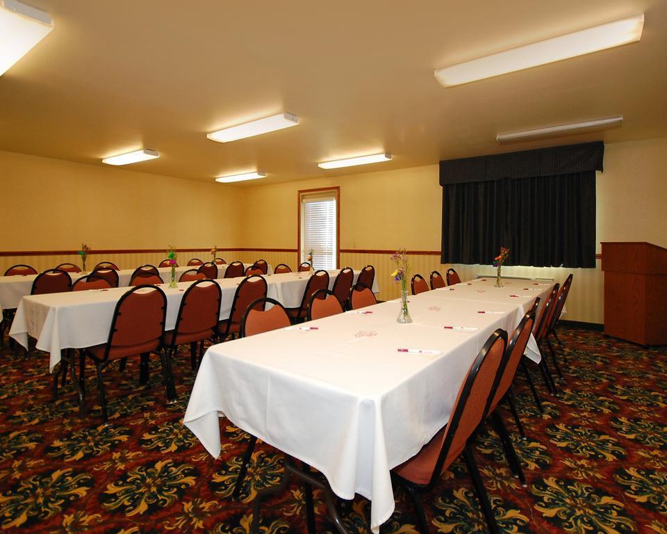 Comfort Suites At Par 4 Resort Waupaca Exterior foto